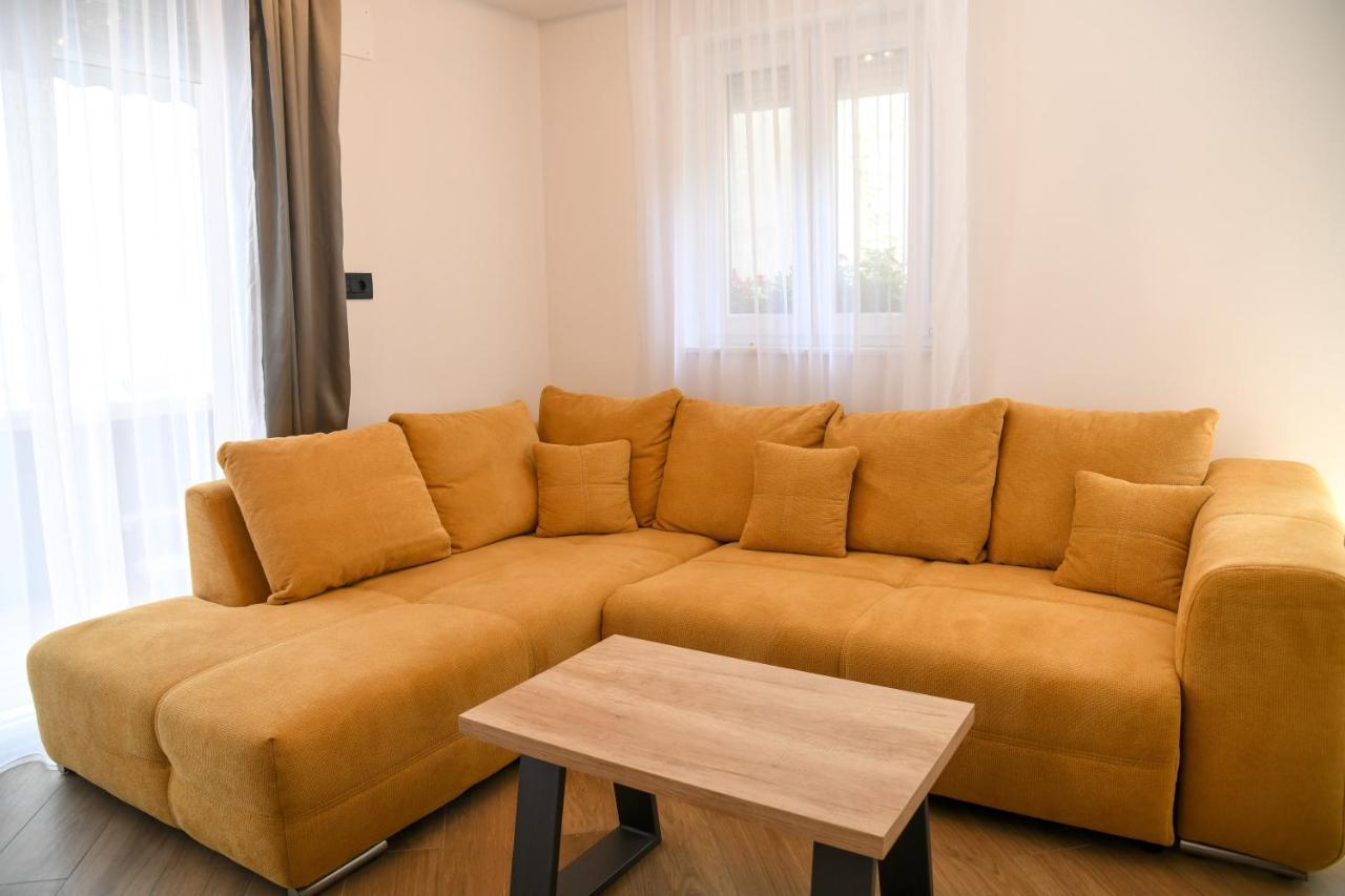 Luxury Apartment Knezovic سيني المظهر الخارجي الصورة